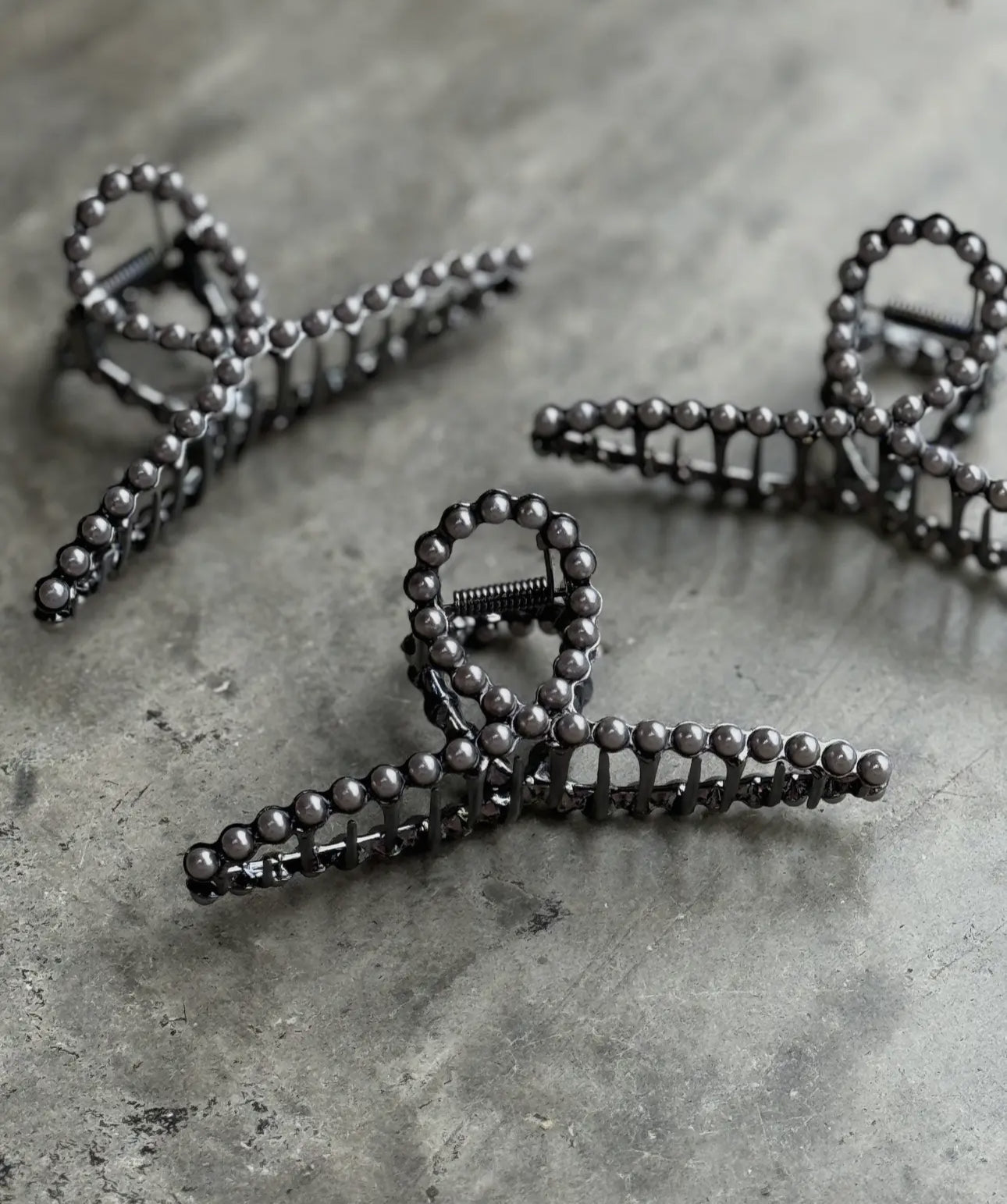 Faux Pearl Claw Hair Clip