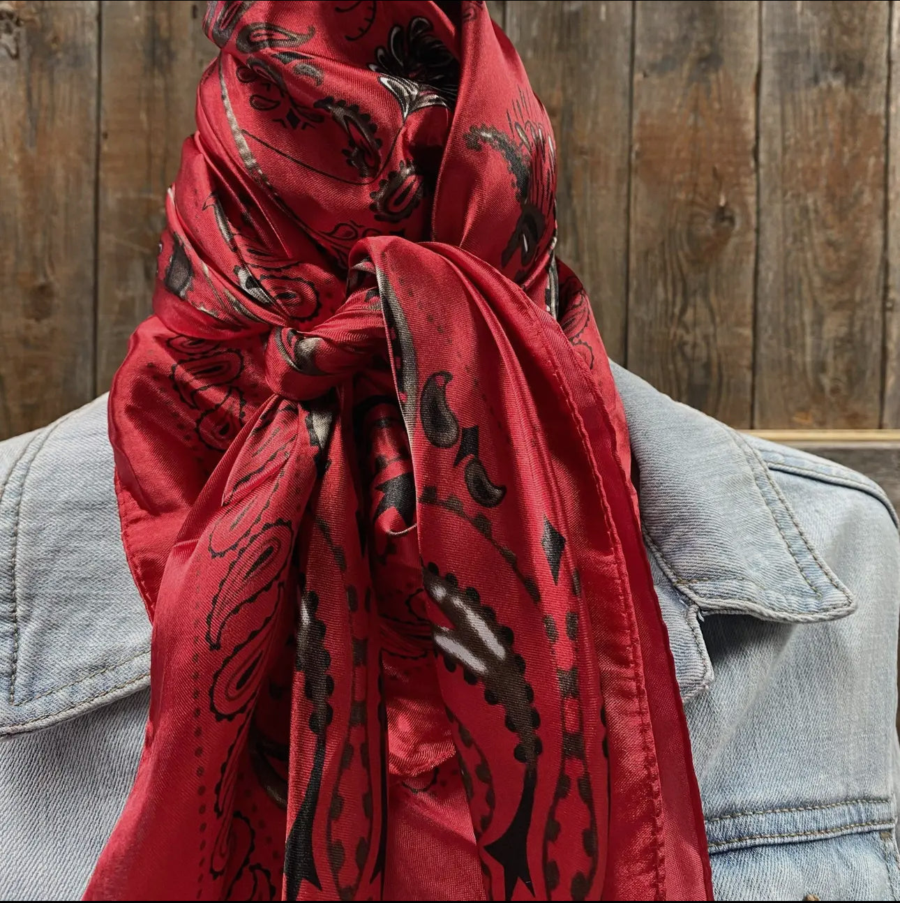 35X35" Red & Black Paisley Wild Rag