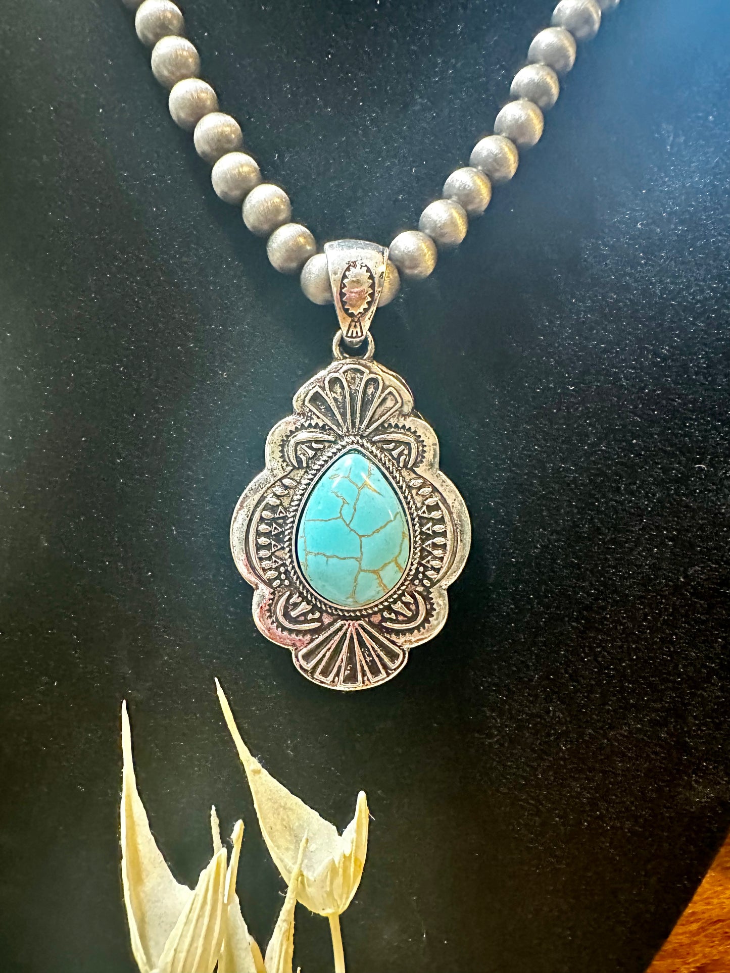 Western pendant Navajo pearl teardrop turquoise stone