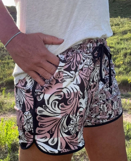 CHECKED IN TOOLED SHORTS**sale was 31.90 NOW 14.00 All sale items are final & no returns on sale items.