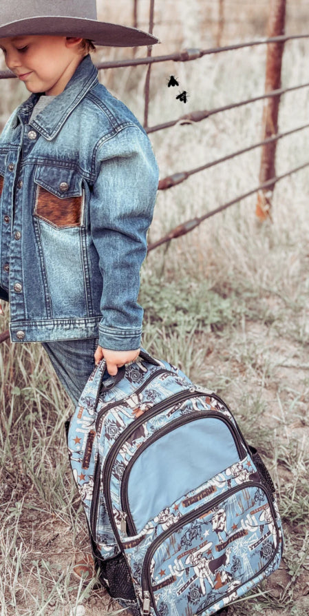 Back to school📓📝 Backpacks & more.