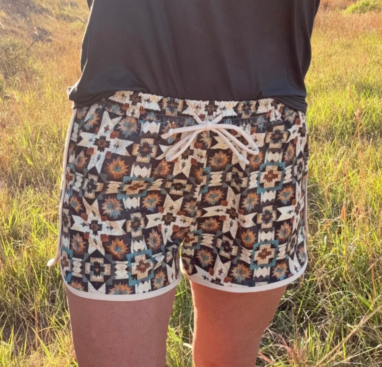 GOLDEN MESA SHORTS
