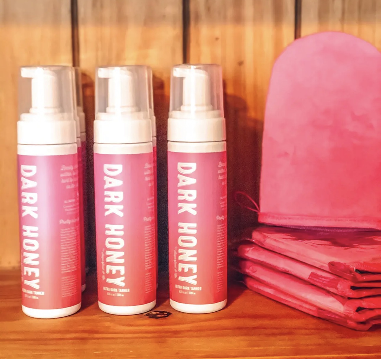 Dark Honey Tanning Mousse(Tanning mitts sold separately)