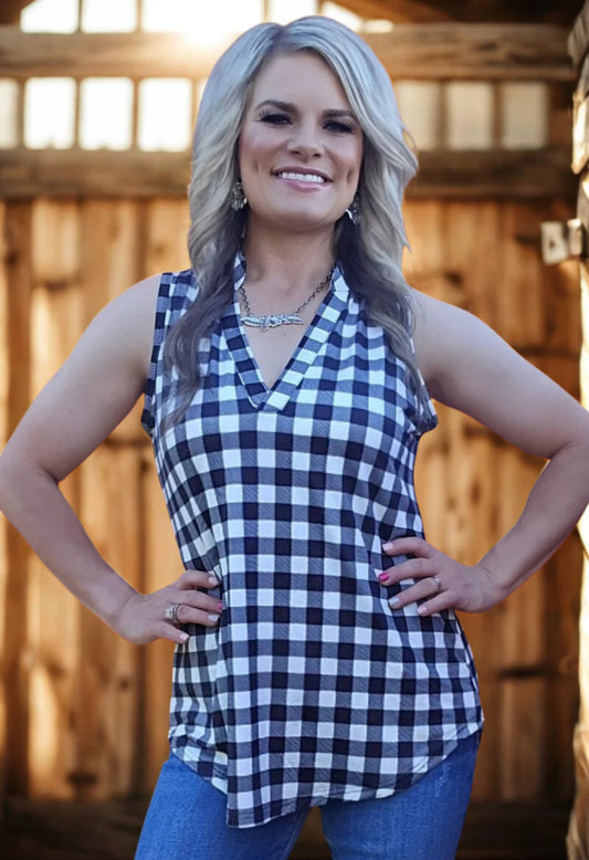PLAID MY LOVE TOP **SALE was 31.90 NOW 10.00 All sale items are final & no returns on sale items.
