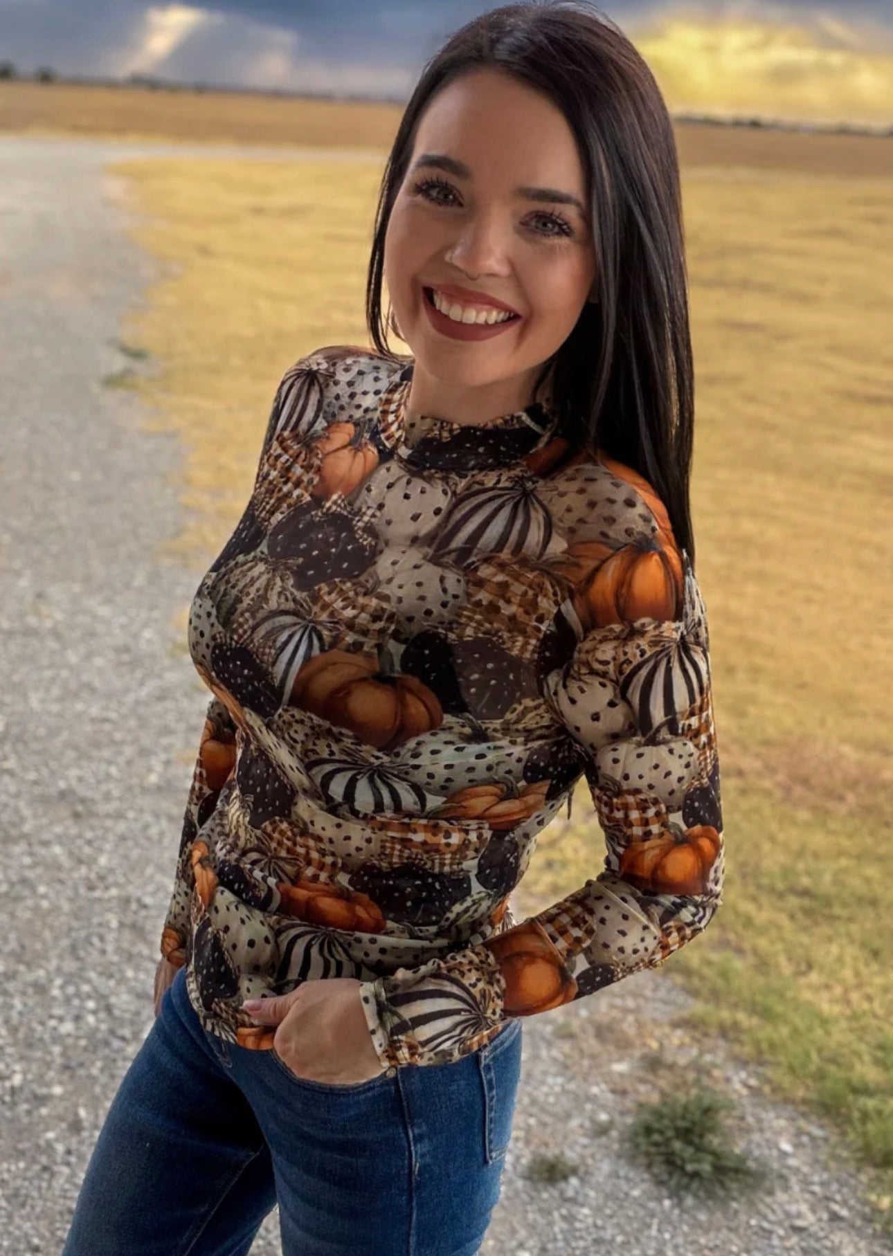 FALL CHARM MESH TOP