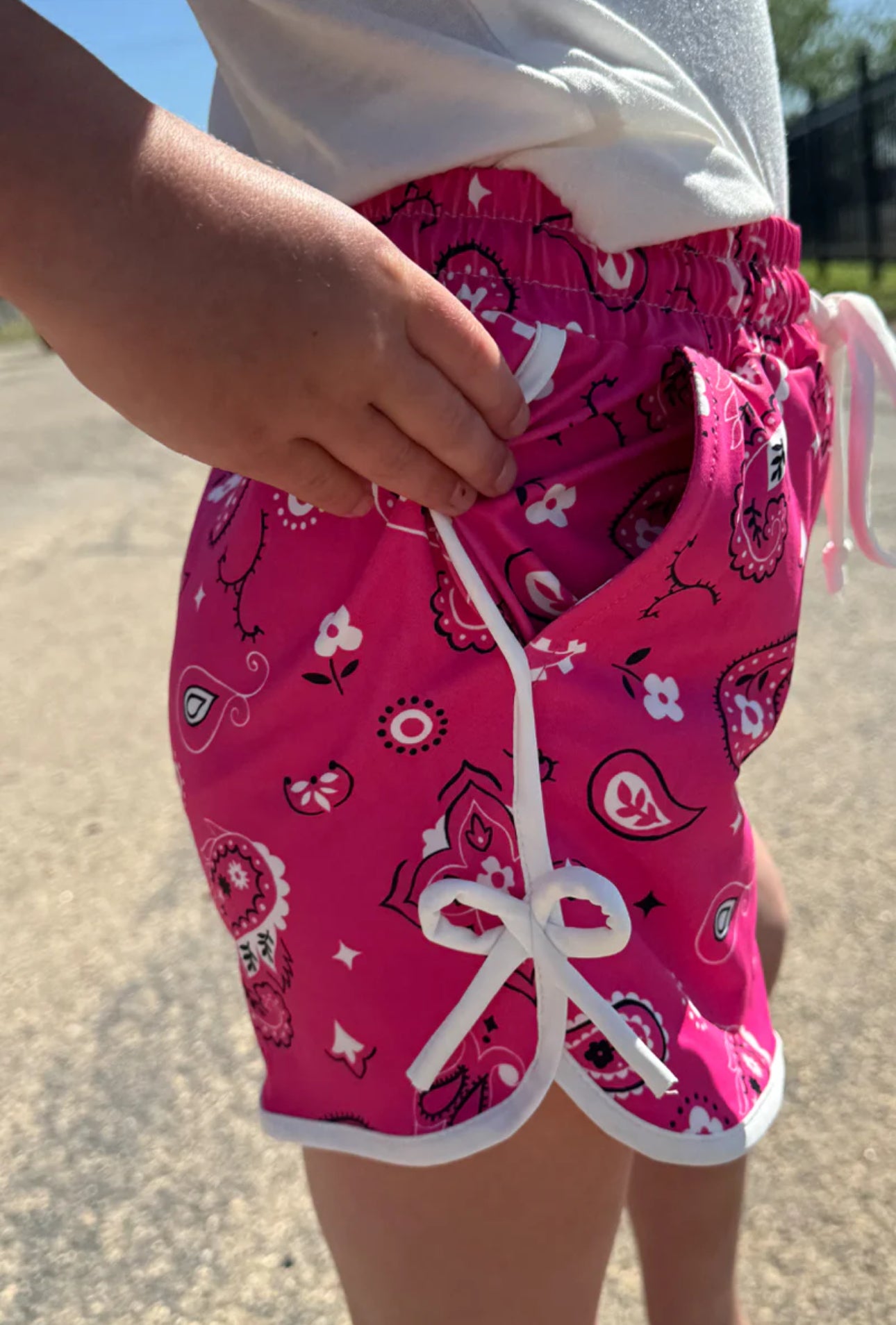 BANDANA BABE HOT PINK SHORTS KIDS ** SALE was 25.90 NOW 14.00 All sale items are final & no returns on sale items.