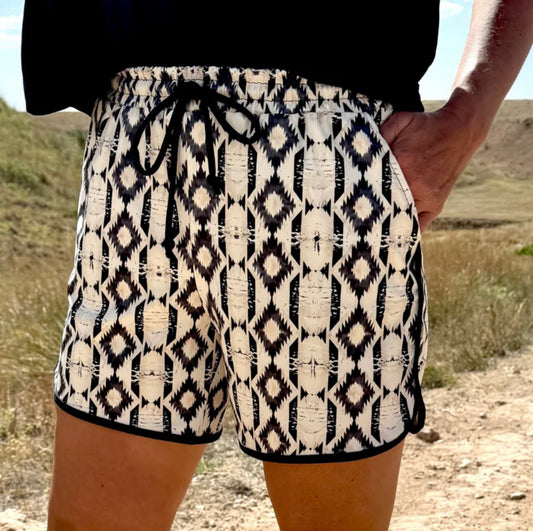 DESERT HAVEN LONG SHORTS