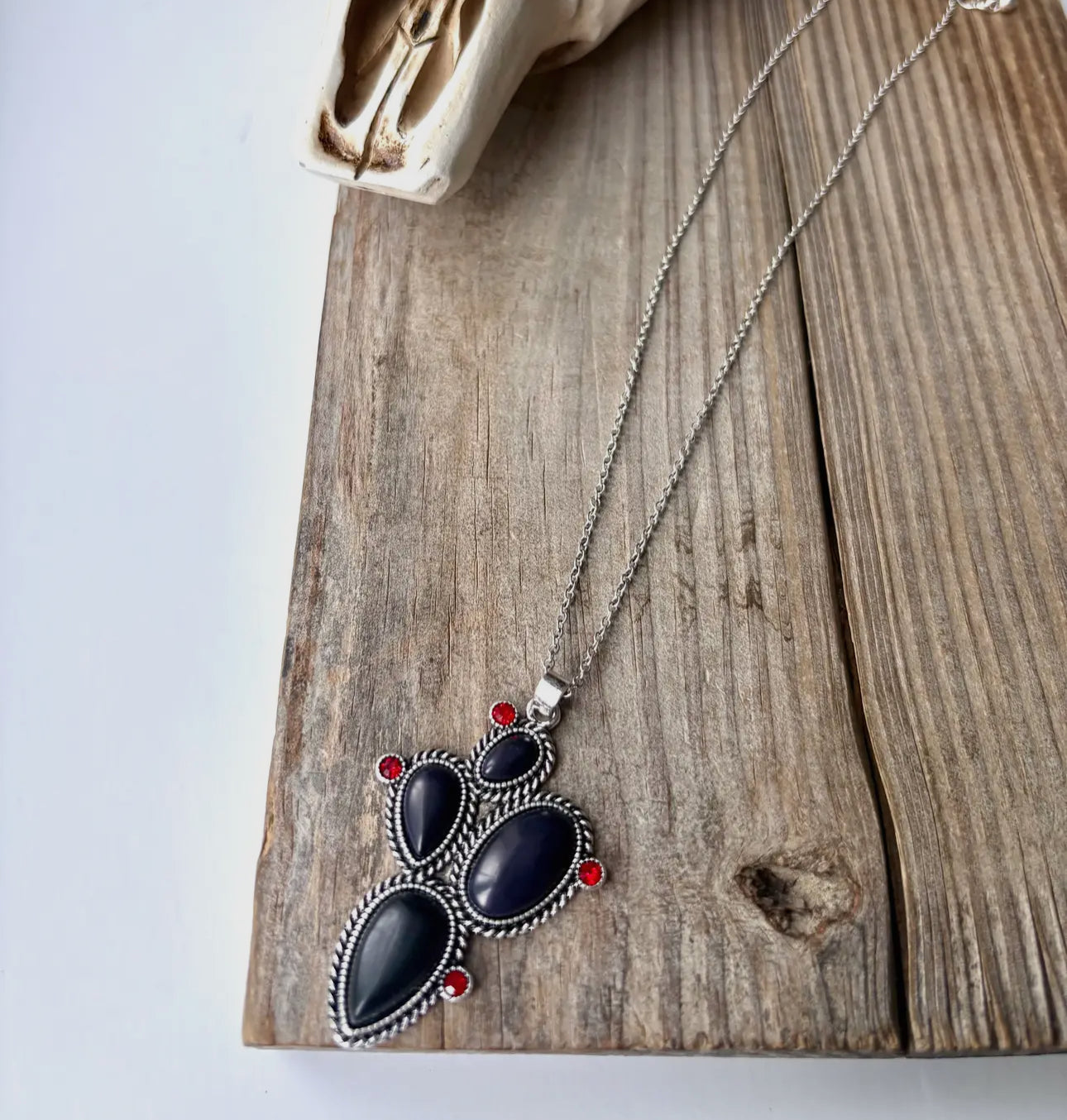 Western Cactus Stone Pendant Necklace black