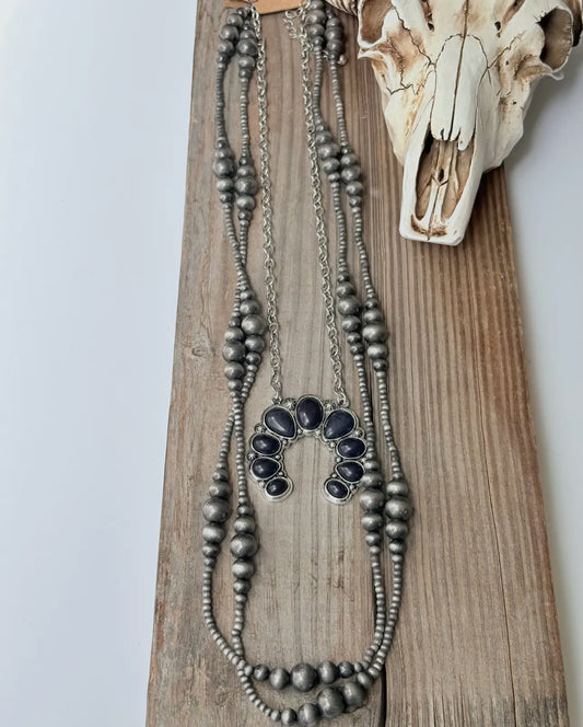 2 Layer Squash Blossom Pendant &
Navajo Pearl Long Necklace black
