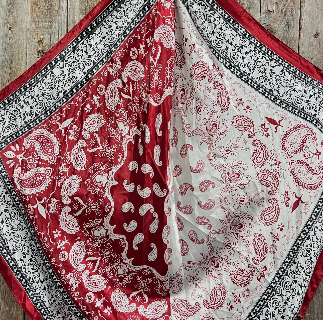 35X35" Wine Red/Cream Paisley Wild
Rag